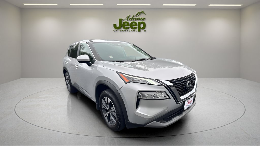 Used 2023 Nissan Rogue SV AWD/4WD image 3
