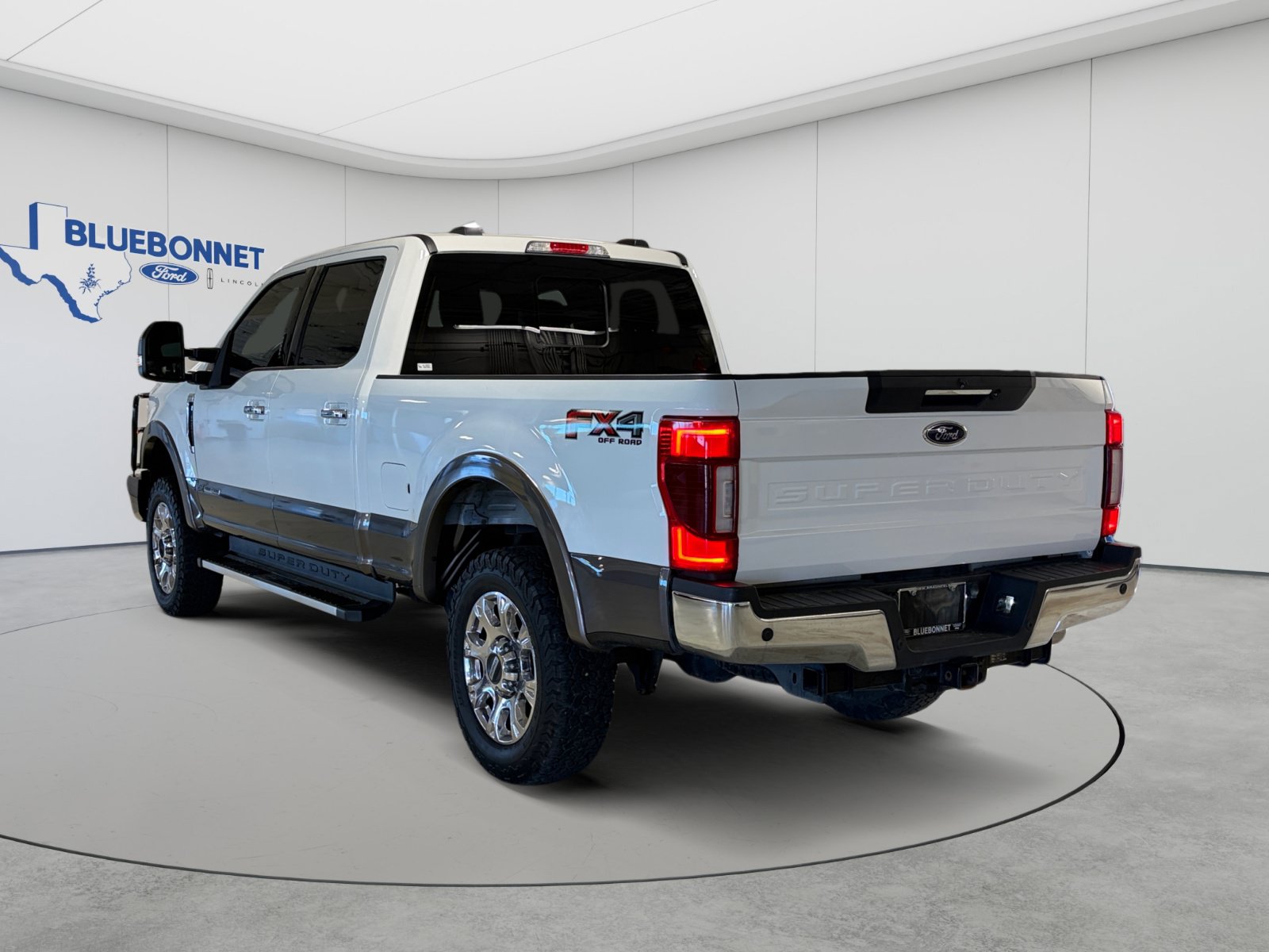 Used 2022 Ford F250 Lariat w/ Lariat Ultimate Package AWD/4WD image 7