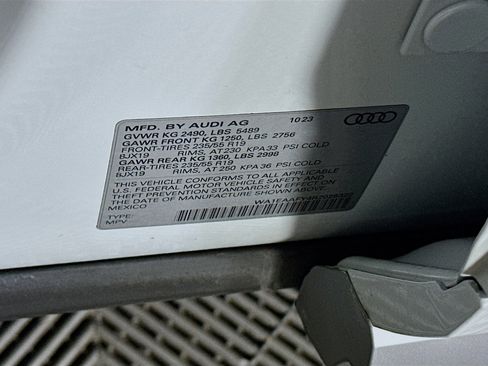 Used 2024 Audi Q5 2.0T Premium Plus image 12