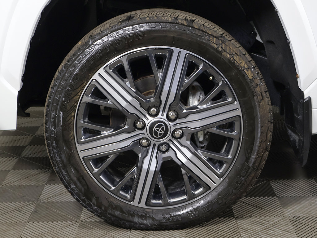 Used 2024 Toyota Tundra Capstone AWD/4WD image 27