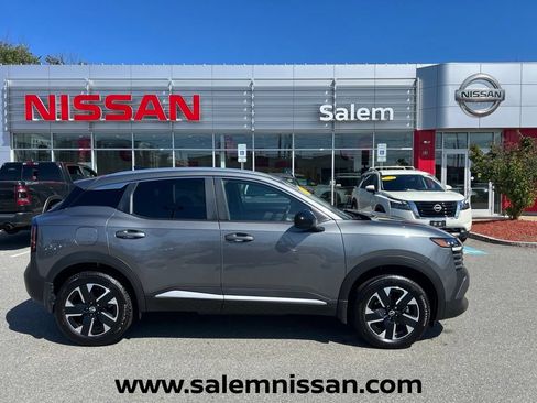 Used 2026 Nissan Kicks SV w/ SV Premium Package AWD/4WD image 8