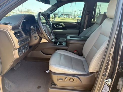 Used 2024 Chevrolet Tahoe Z71 w/ Z71 Off-Road Package AWD/4WD image 21