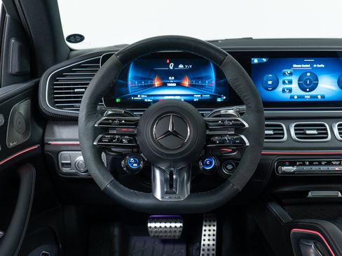Used 2025 Mercedes-Benz GLE 53 AMG 4MATIC Coupe image 18