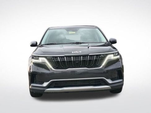 Certified 2024 Kia Carnival LX image 13