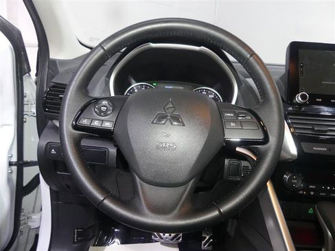 Used 2023 Mitsubishi Eclipse Cross SE AWD/4WD image 30