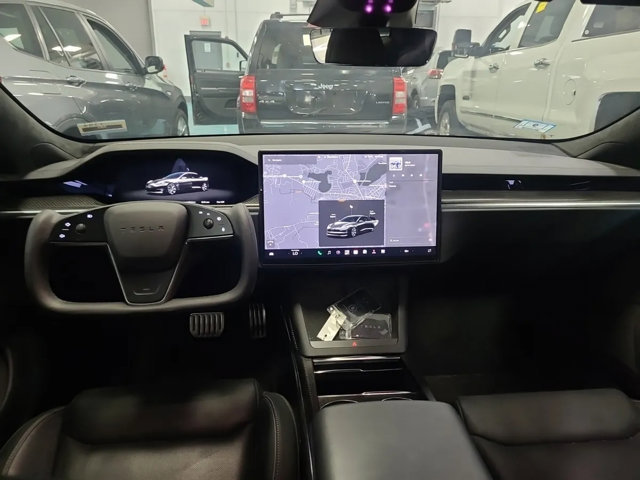 Used 2022 Tesla Model S Plaid AWD/4WD image 6