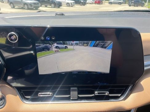 New 2026 Chevrolet Equinox ACTIV w/ Convenience Package III image 25