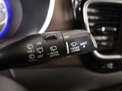 Used 2023 Chrysler Voyager LX FWD image 35