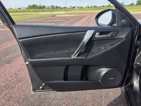 Used 2012 MAZDA MAZDA3 s Grand Touring w/ Tech Pkg FWD image 15