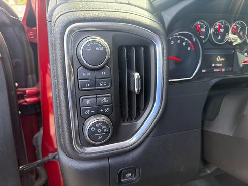 Used 2021 Chevrolet Silverado 1500 LTZ w/ Safety Package II AWD/4WD image 16