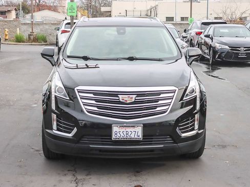 Used 2017 Cadillac XT5 Luxury w/ Driver Awareness Package image 6