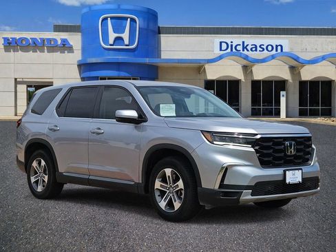 Used 2024 Honda Pilot EX-L image 3