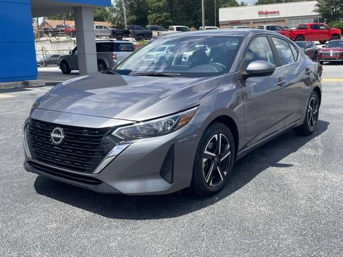 Used 2024 Nissan Sentra SV FWD image 7