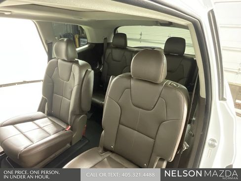 Used 2021 Kia Telluride SX w/ Towing Package FWD image 26