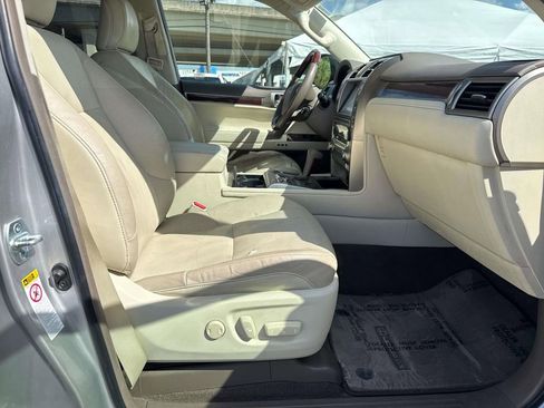 Used 2014 Lexus GX 460 w/ Premium Package AWD/4WD image 20