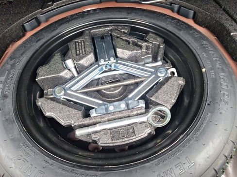 Used 2024 Subaru Crosstrek 2.0i Premium image 24