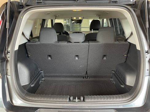 Used 2025 Kia Soul LX w/ LX Technology Package FWD image 29