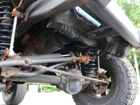 Used 2006 Jeep Wrangler X w/ Tire & Wheel Group (Ecco) AWD/4WD image 75