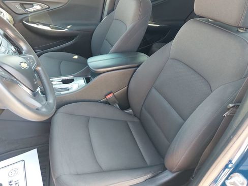 Used 2019 Chevrolet Malibu LT w/ Driver Confidence Package FWD image 12