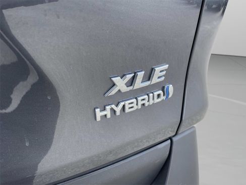 Used 2023 Toyota RAV4 XLE image 14