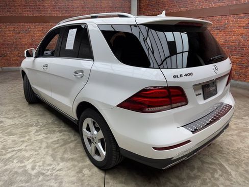 Used 2019 Mercedes-Benz GLE 400 4MATIC image 3