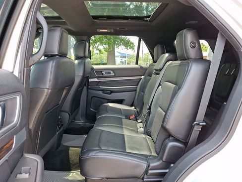 Used 2017 Ford Explorer Limited AWD/4WD image 11