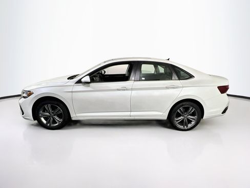 Used 2023 Volkswagen Jetta SE FWD image 8