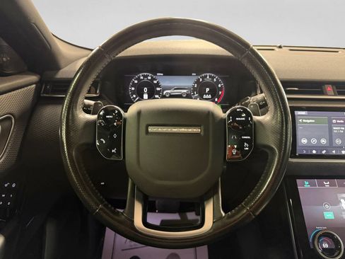 Used 2019 Land Rover Range Rover Velar S AWD/4WD image 18