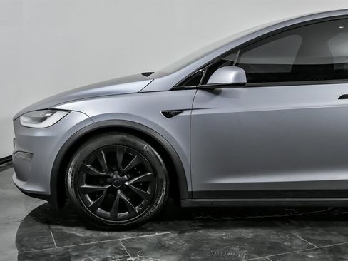 Used 2023 Tesla Model X image 6