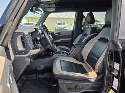 Used 2022 Ford Bronco Wildtrak AWD/4WD image 10