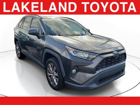 Used 2021 Toyota RAV4 XLE Premium FWD image 1