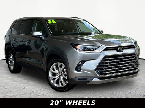 Used 2026 Toyota Grand Highlander AWD image 3