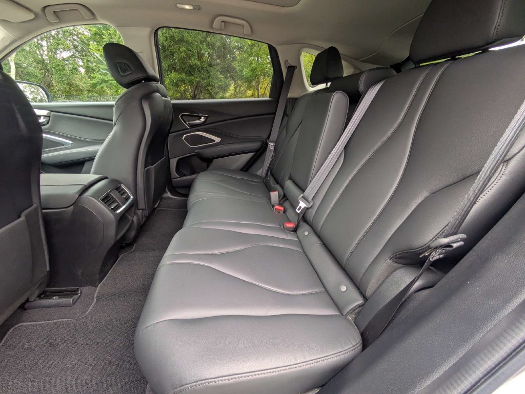 Used 2024 Acura RDX SH-AWD image 12
