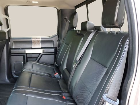 Used 2019 Ford F350 Lariat w/ Lariat Ultimate Package AWD/4WD image 19