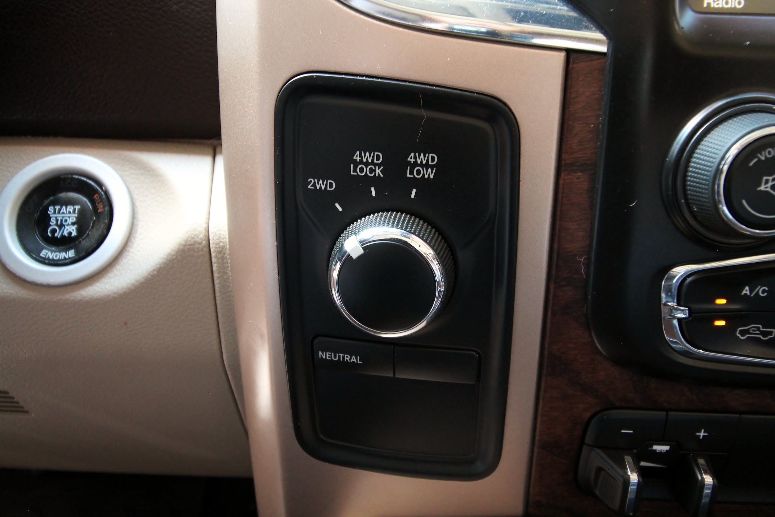 Used 2016 RAM 3500 Laramie Longhorn AWD/4WD image 35