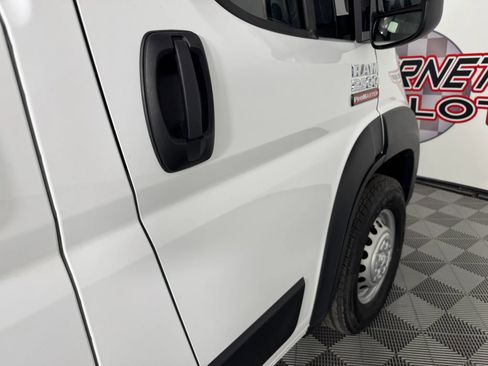 Used 2025 RAM ProMaster 2500 w/ Convenience Group FWD image 29