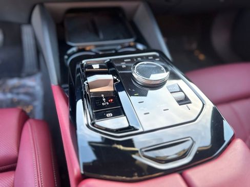 Certified 2024 BMW 530i xDrive w/ Premium Package image 16