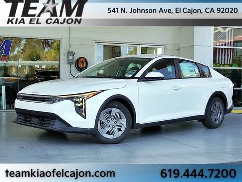 New 2026 Kia K4 FWD image 2