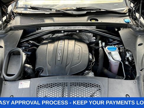 Used 2017 Porsche Macan AWD/4WD image 37