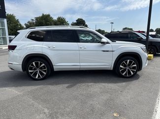 Used 2024 Volkswagen Atlas SEL Premium R-Line AWD/4WD video 2