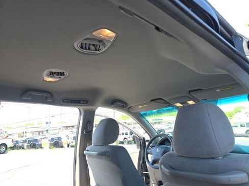 Used 2010 Honda Odyssey EX image 40