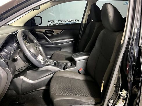 Used 2018 Nissan Rogue Sport S w/ S Appearance Package image 20