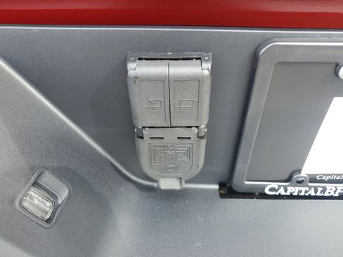 New 2026 GMC Sierra 1500 SLT image 6