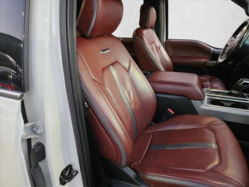 Used 2018 Ford F150 Platinum w/ Equipment Group 701A Luxury image 22