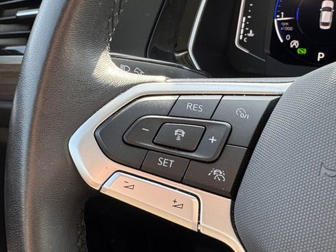 Used 2024 Volkswagen Jetta SEL image 6