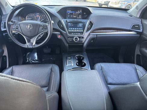 Used 2018 Acura MDX FWD image 17