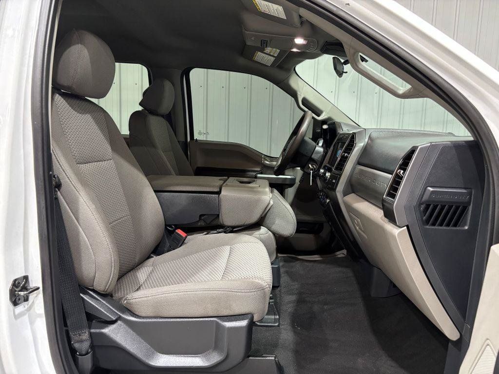 Used 2022 Ford F250 XLT w/ XLT Premium Package RWD image 12