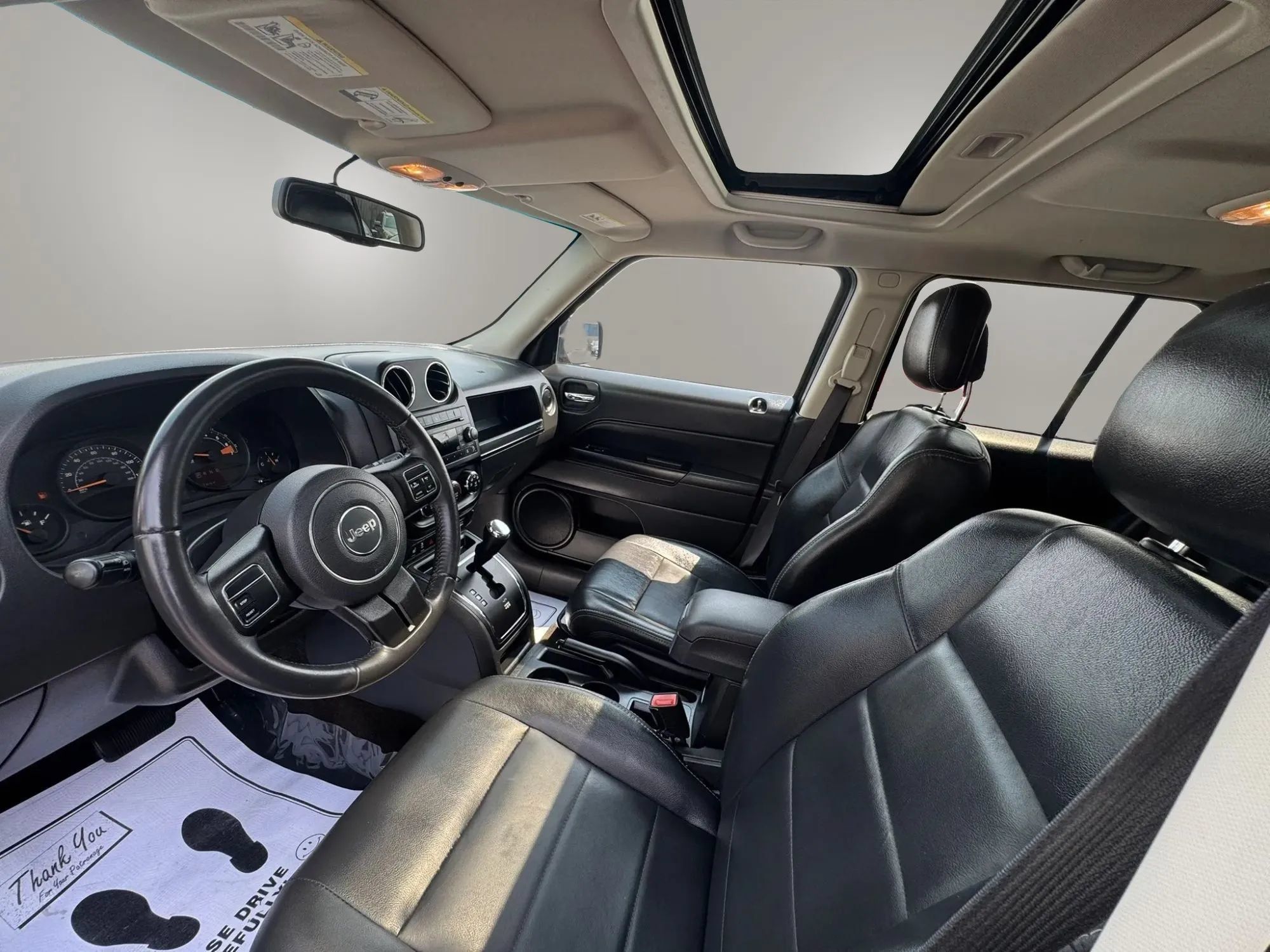 Used 2016 Jeep Patriot High Altitude FWD image 12