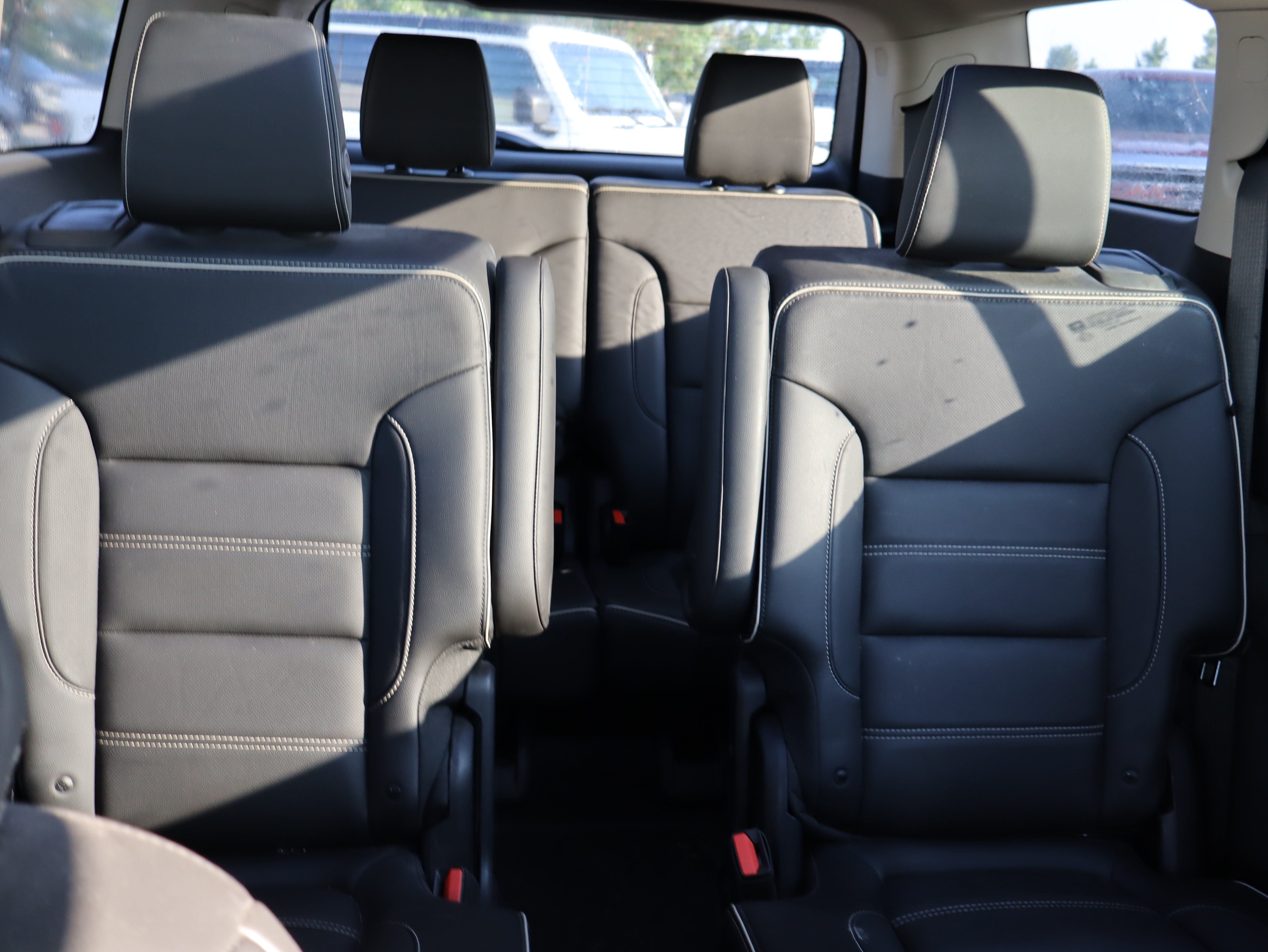 Used 2019 GMC Acadia Denali w/ Technology Package AWD/4WD image 13
