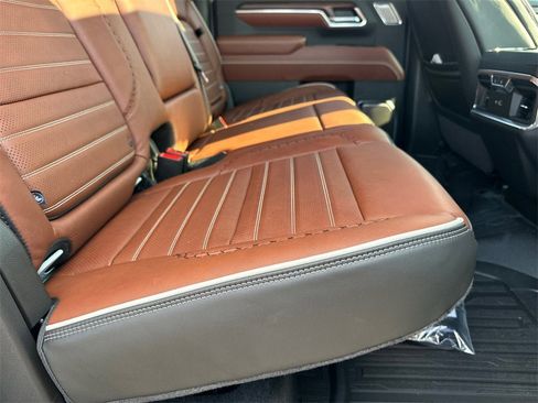 New 2026 GMC Sierra 2500 Denali Ultimate image 16